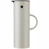 Stelton EM77 Classic Thermoskan 1 Liter Kunststof Sand -Thee En Koffie stelton em77 classic thermoskan 1 liter kunststof sand